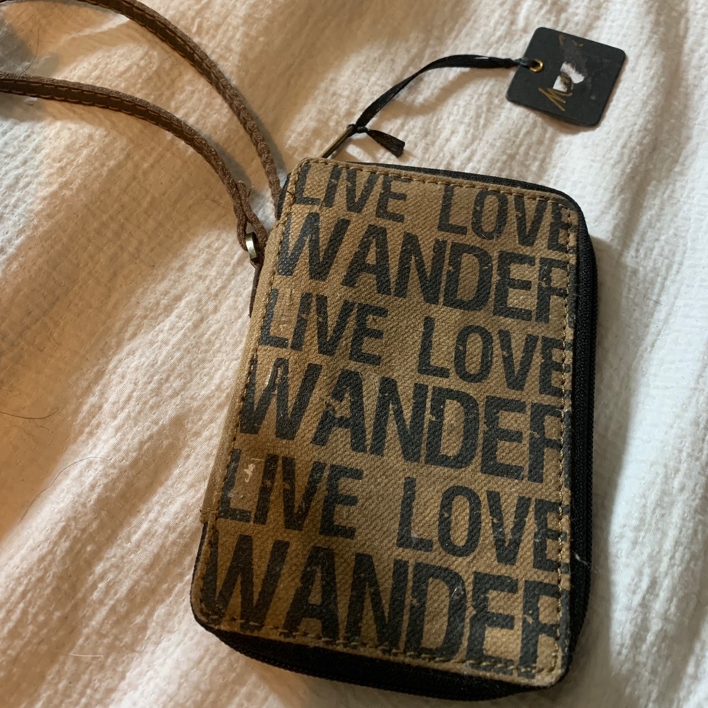 Mona B ‘Live Love Wander’ wristlet wallet